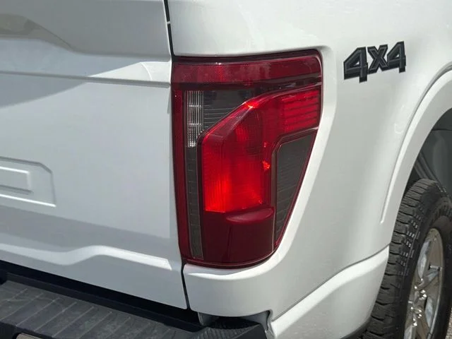 Used 2025 White Ford XLT image 13