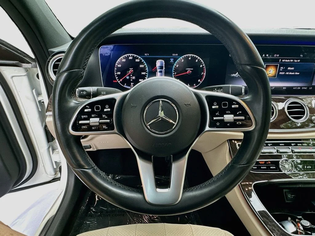 Used 2020 designo Diamond White Mercedes-Benz E 450 image 12