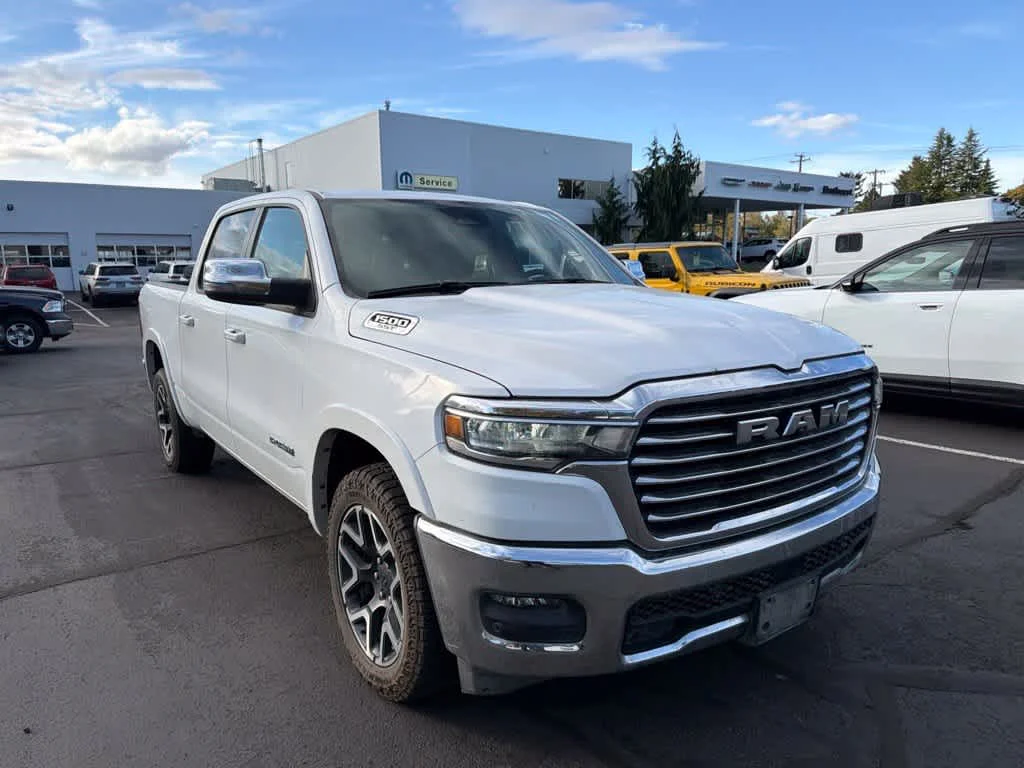 2025 RAM 1500 Pickup Laramie
