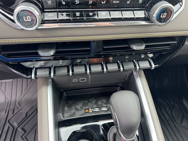 2026 Chevrolet Colorado ZR2 - Photo 23