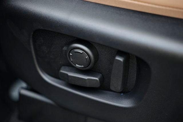 2026 Land Rover Discovery Gemini Edition - Photo 28