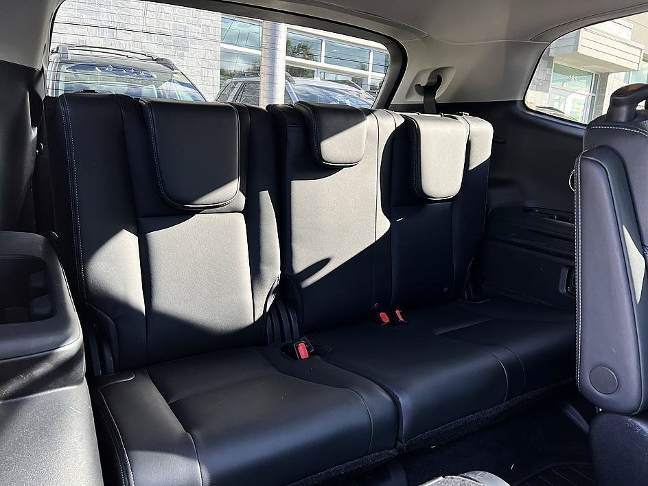 Used 2020 Magnetite Gray Metallic Subaru Limited image 22
