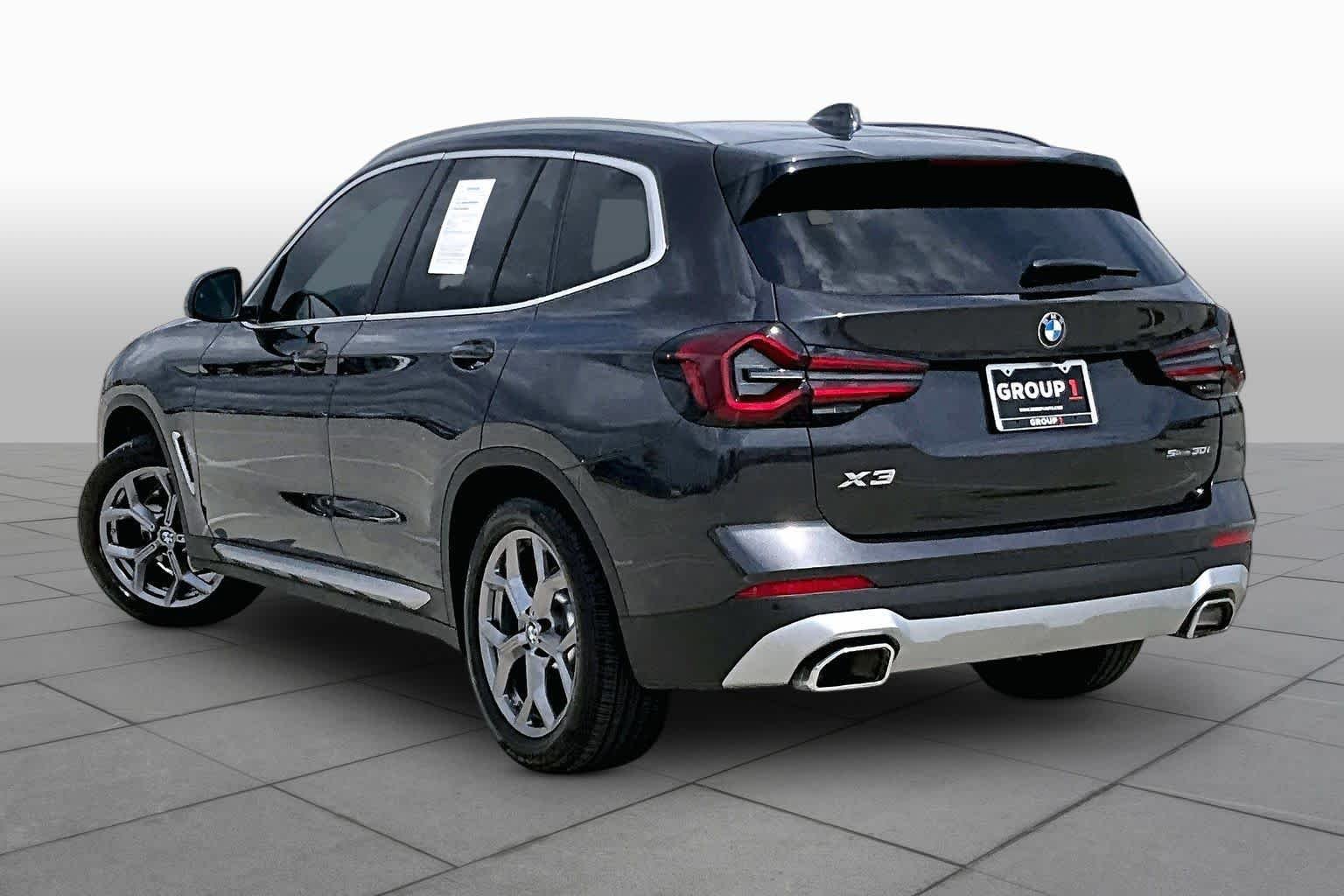 Used 2024 Dark Graphite Metallic BMW sDrive30i image 11