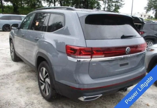 Used 2025 Pure Gray Volkswagen 2.0T SE w/Technology image 12