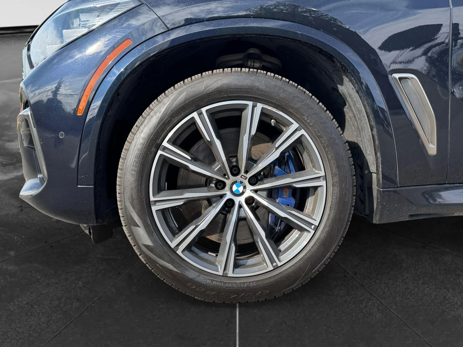 Used 2022 Carbon Black Metallic BMW M50i image 10