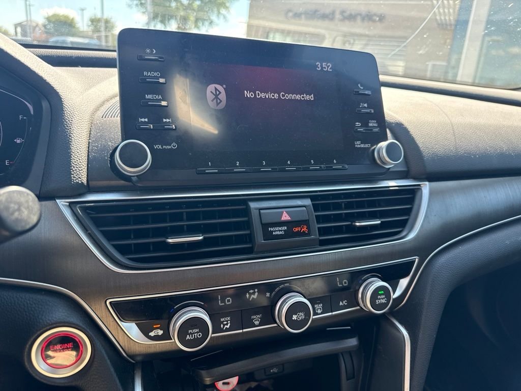 Used 2018 Gray Honda LX image 11