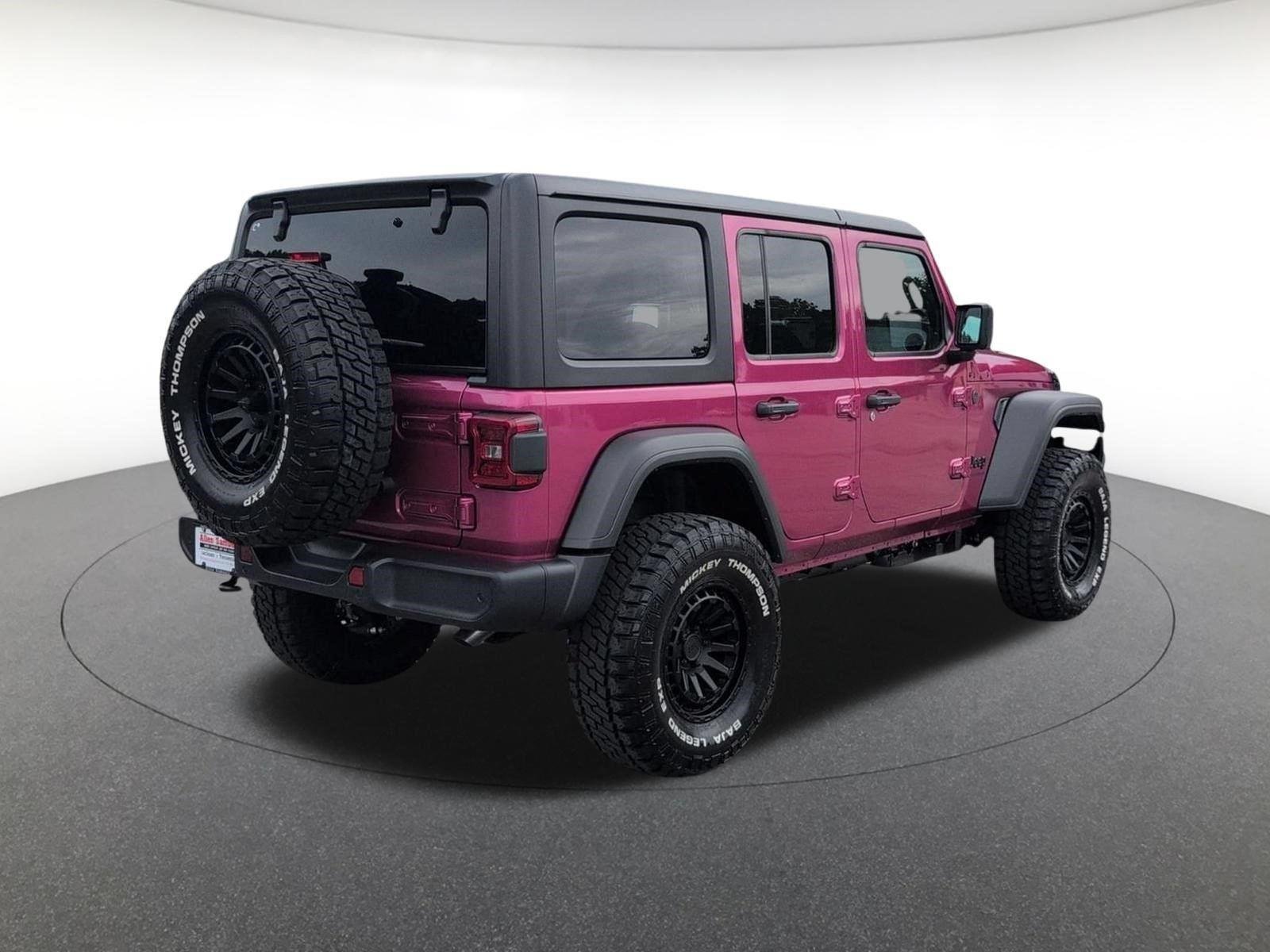 New 2026 Tuscadero Pearlcoat Jeep Sport S image 9