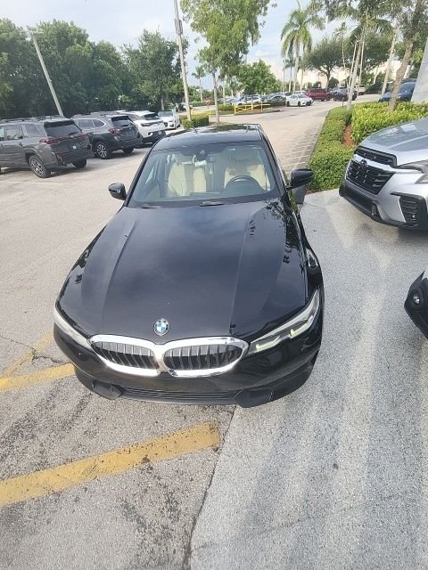 Used 2020 Black BMW 330i image 3