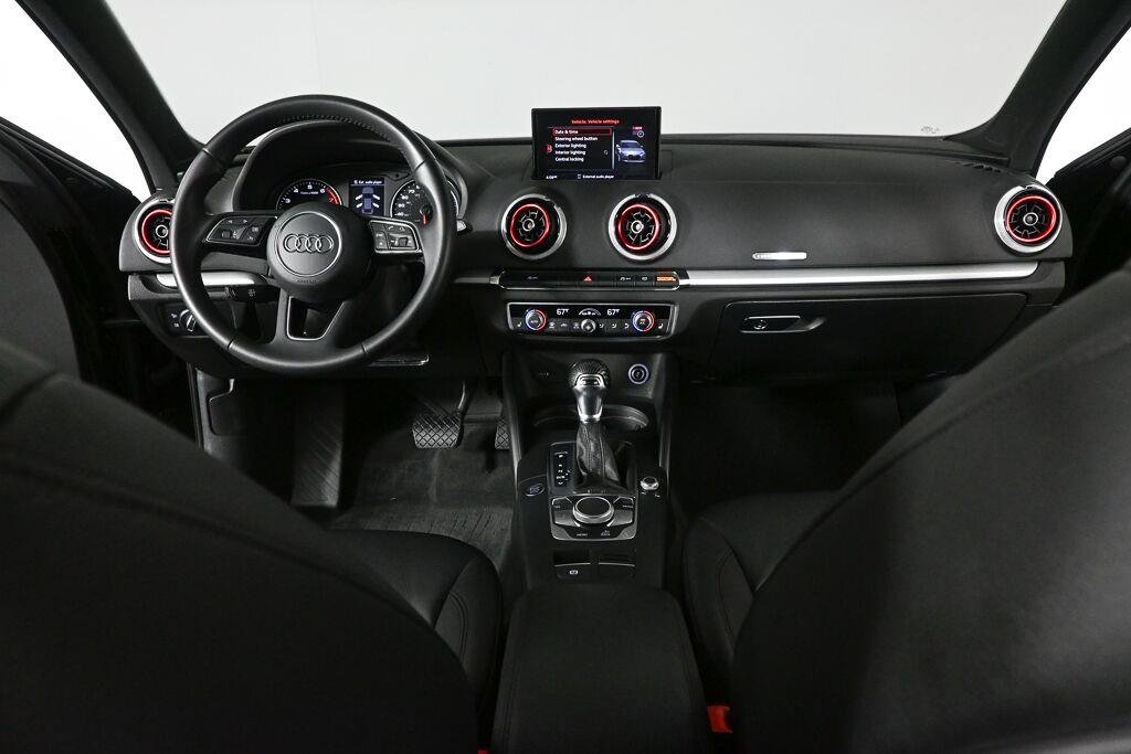 Used 2018 Brilliant Black Audi Premium image 16