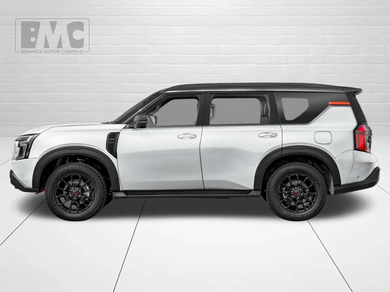 New 2026 Aspen White TriCoat / Super Black Two-tone Nissan PRO-4X® image 3
