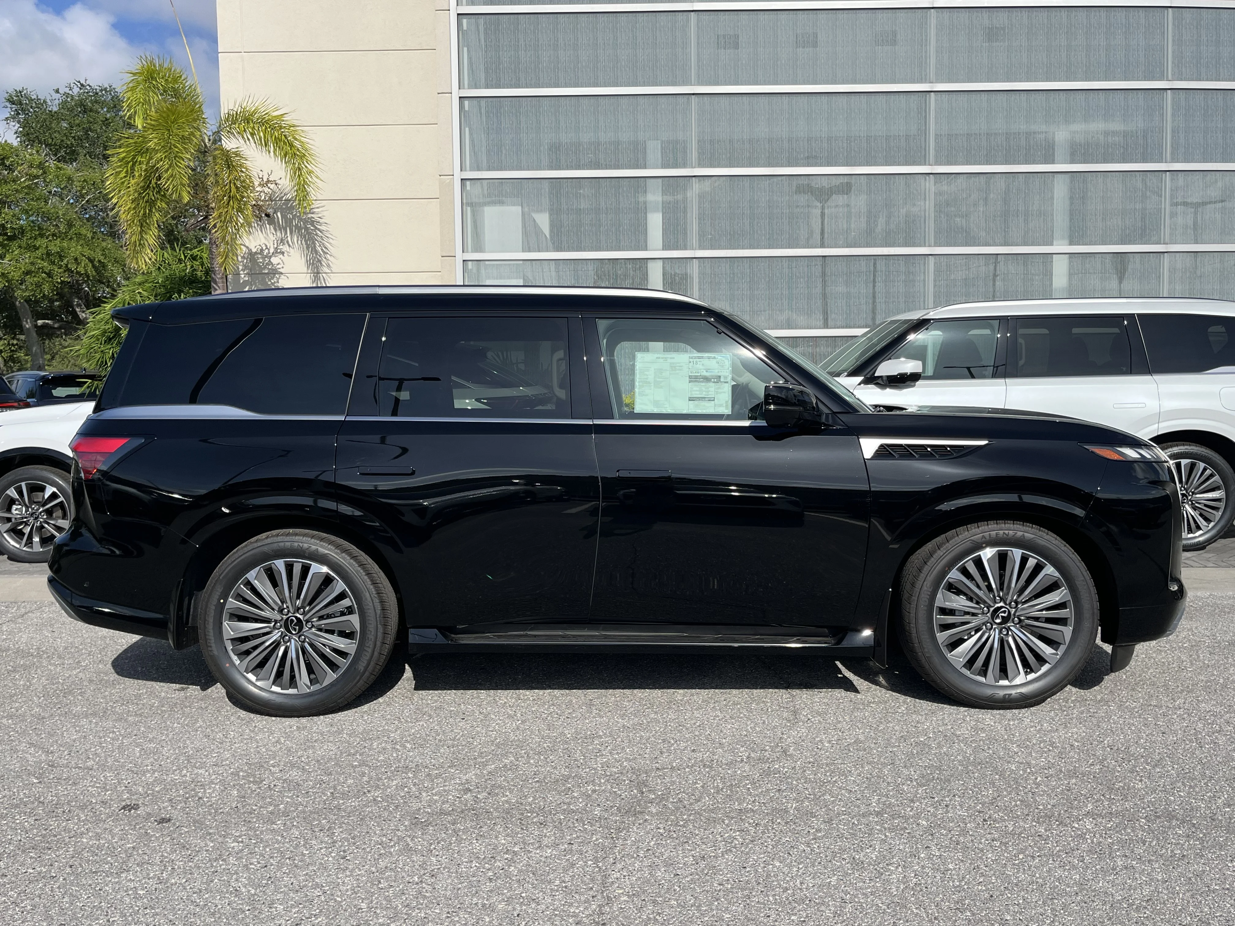 New 2026 Black Obsidian INFINITI LUXE image 7