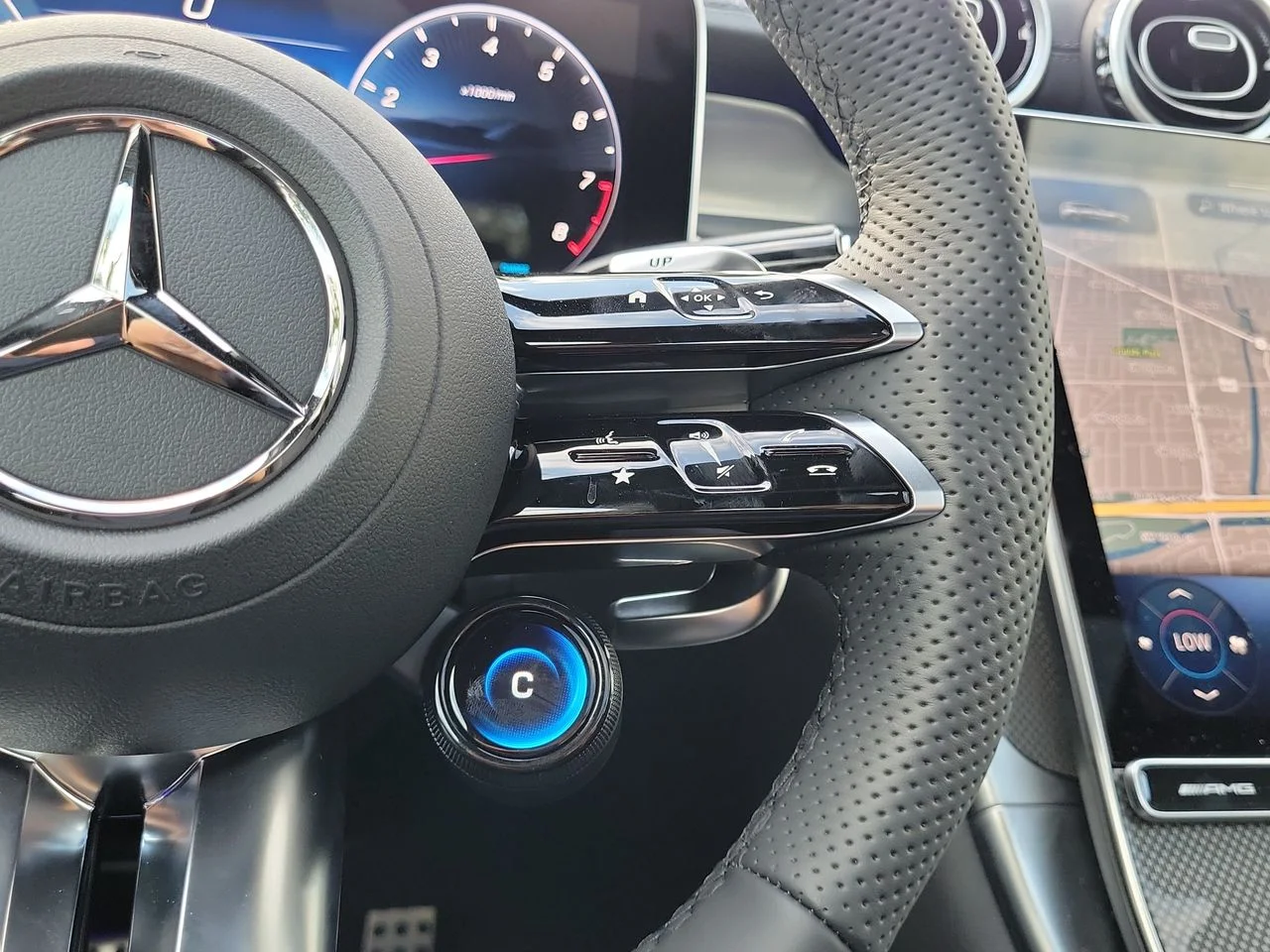 New 2026 Polar White Mercedes-Benz AMG® GLC 43 4MATIC® SUV image 31