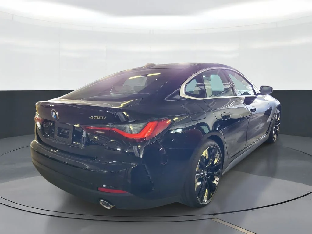 New 2026 Jet Black BMW 430i Gran Coupe image 3