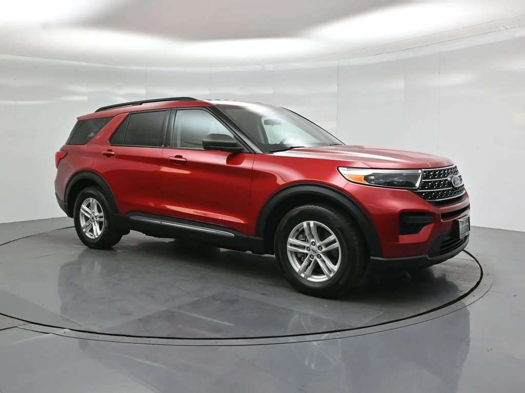 Used 2023 Red Ford XLT image 23