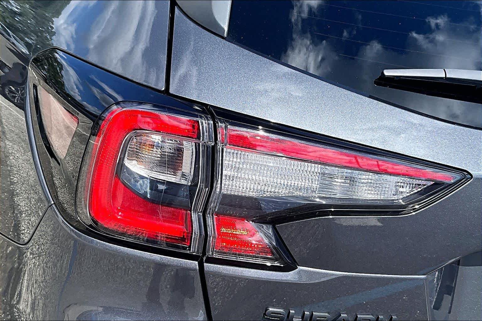 Used 2025 Magnetite Gray Metallic Subaru Onyx Edition XT image 27