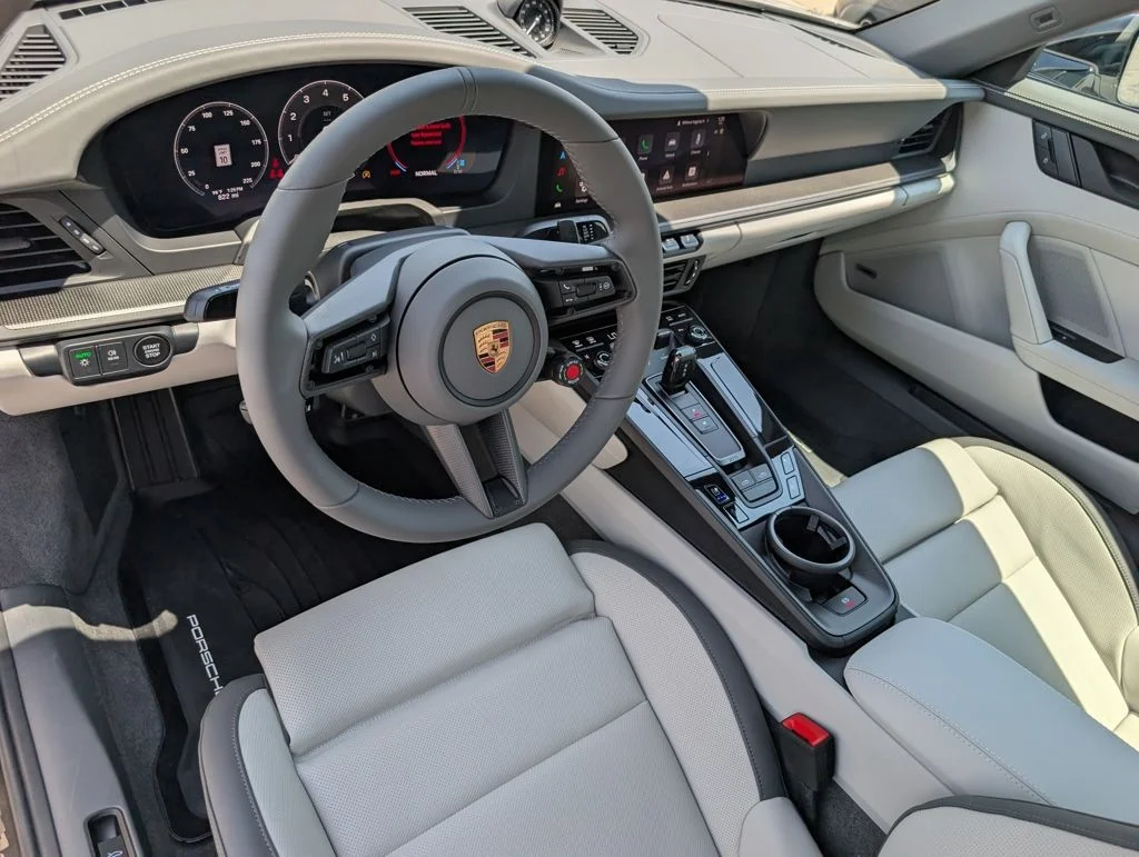 Used 2026  Porsche Targa 4 GTS image 4