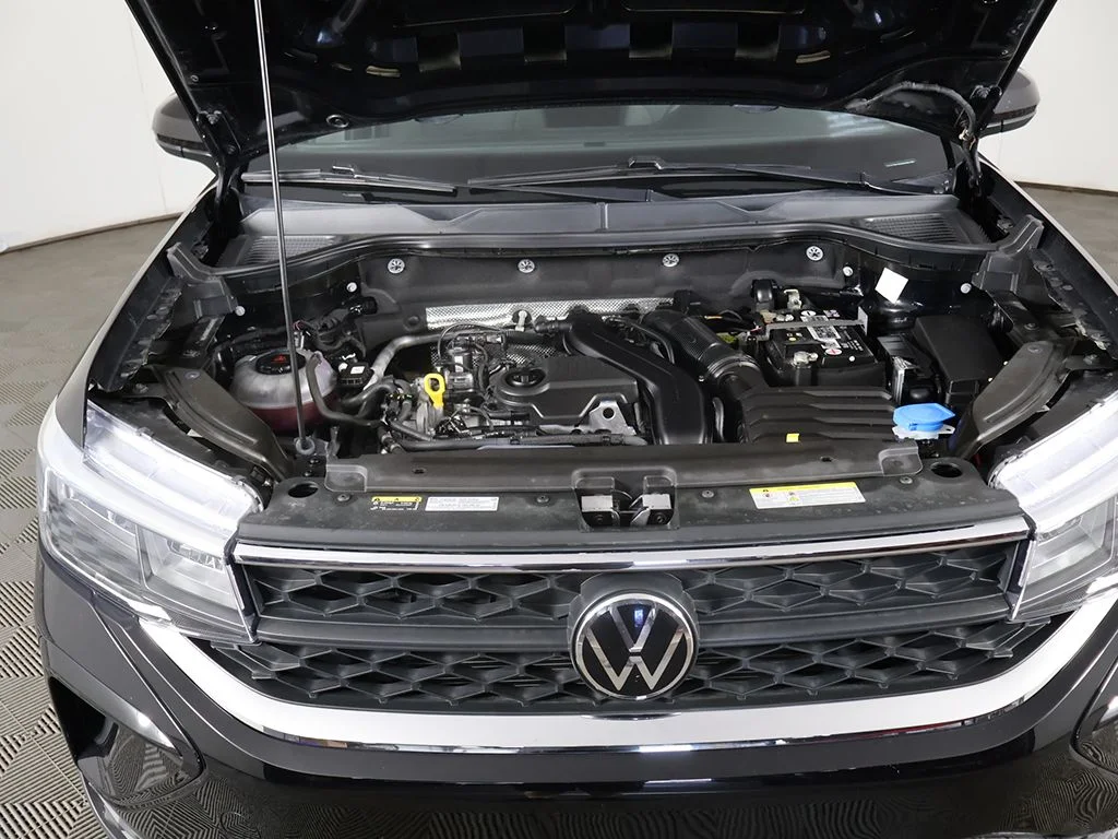 Used 2022 Black Volkswagen 1.5T SE image 18