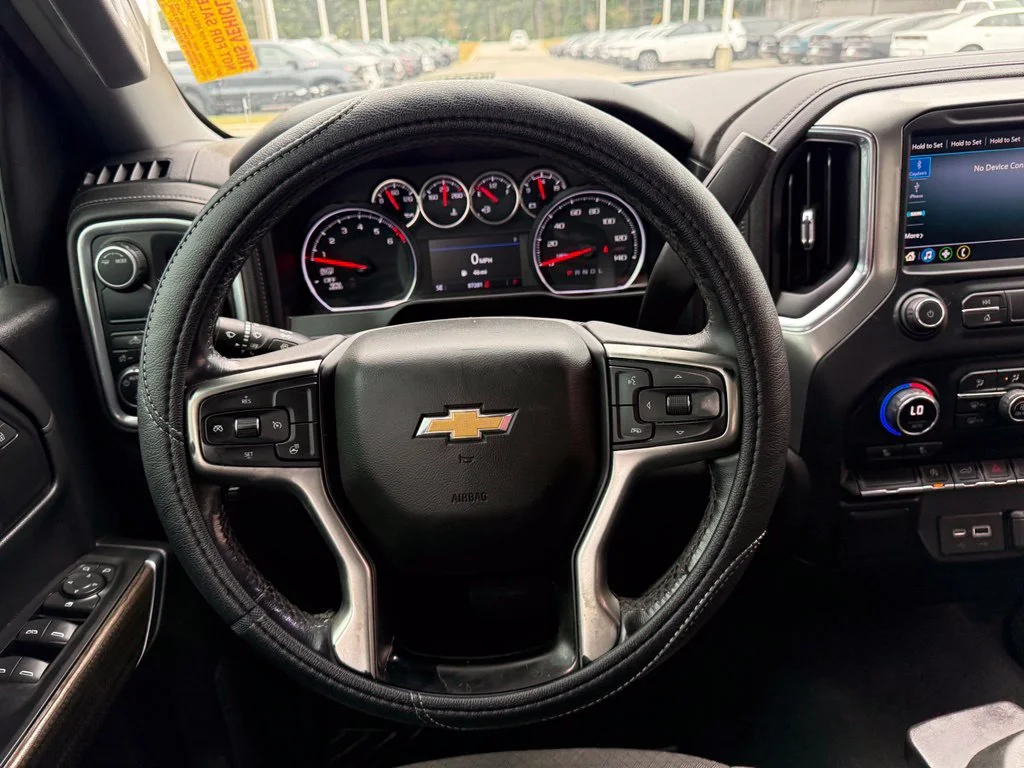 Used 2021 Gray Chevrolet LT image 11