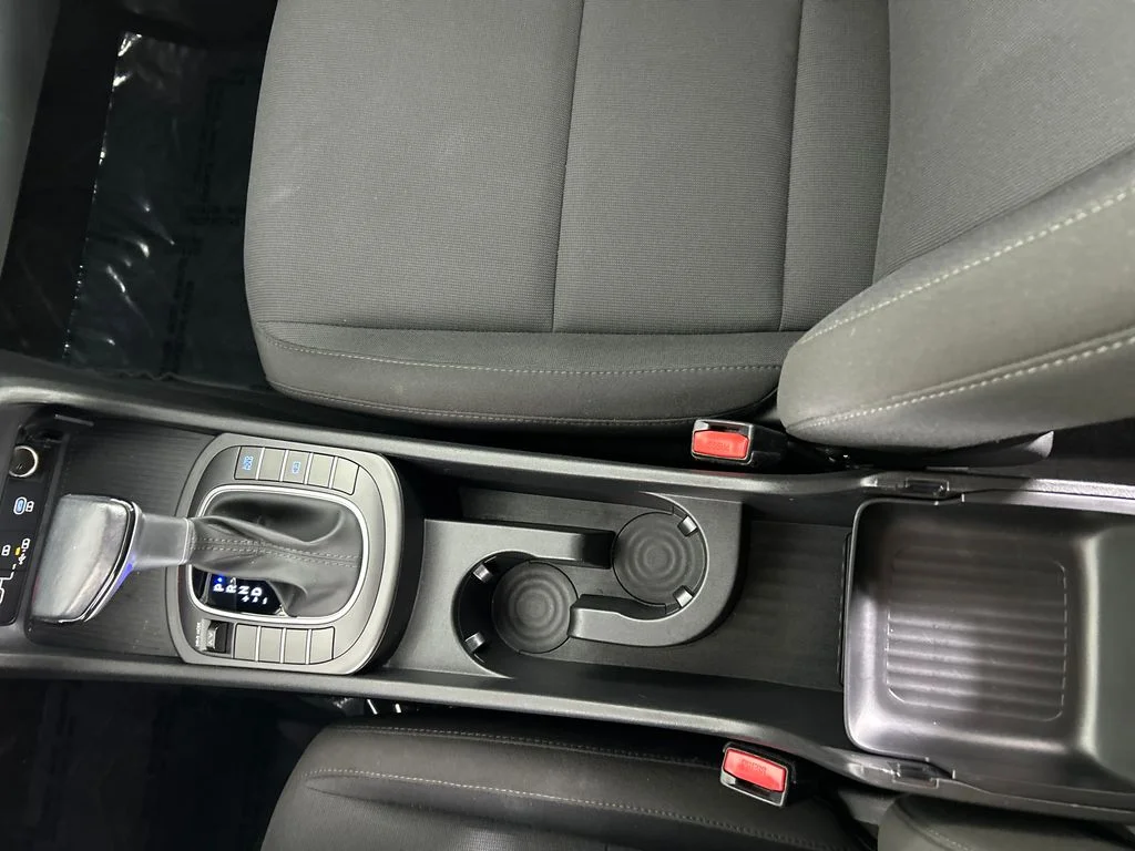 Certified Used 2025 Red Hyundai SEL image 14