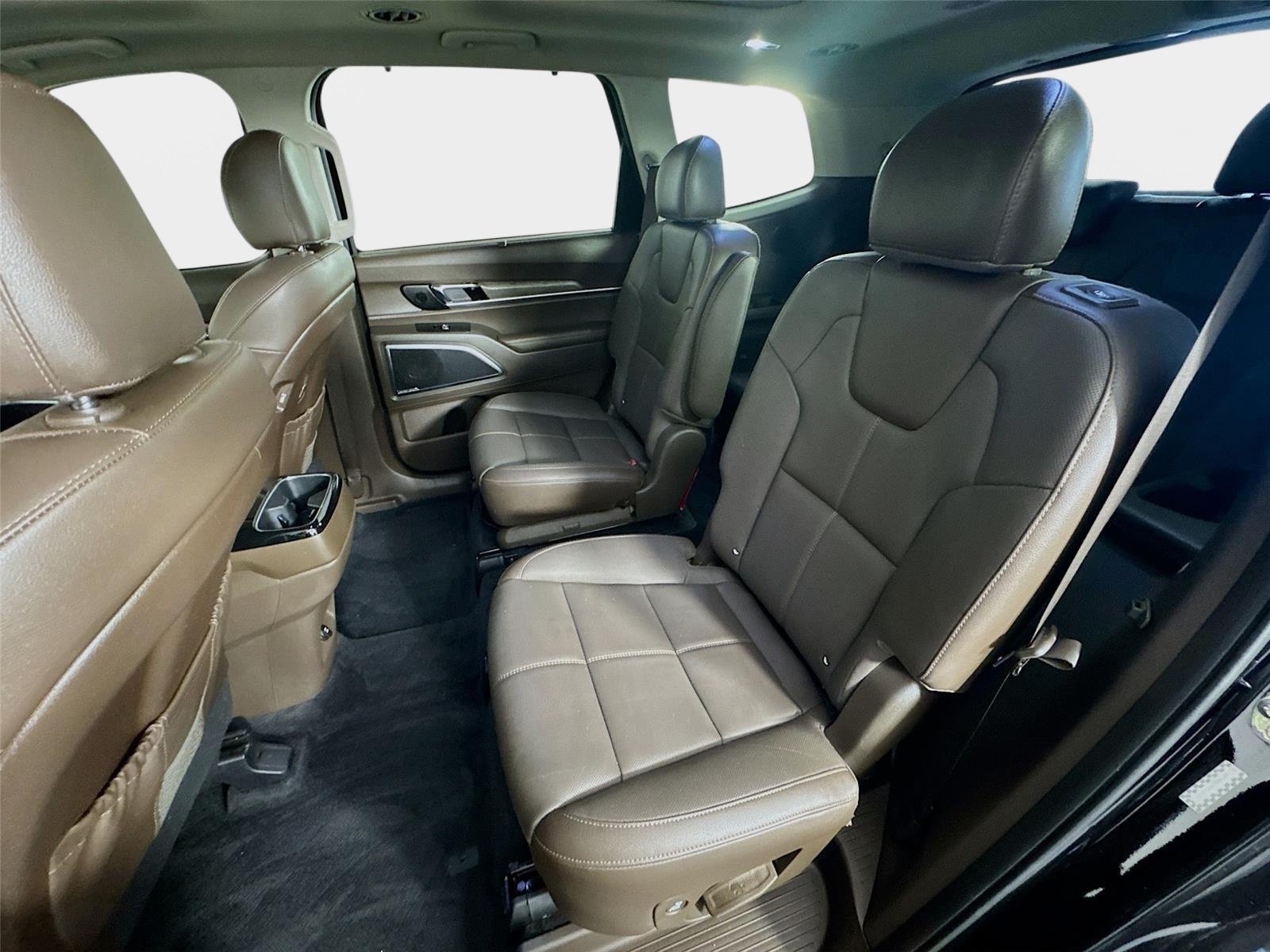 Used 2021 Black Copper Kia SX image 24