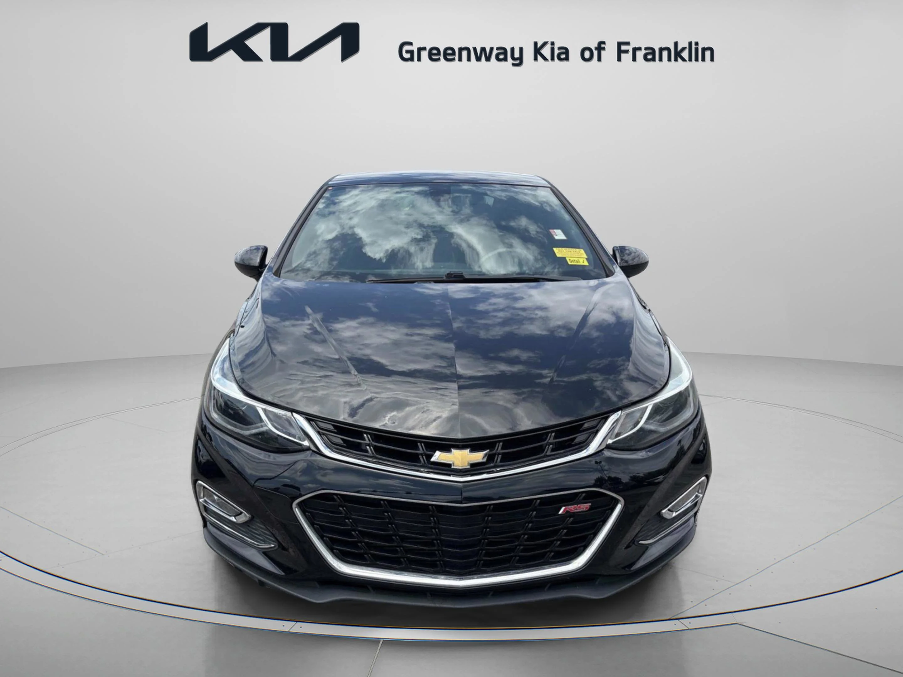 Used 2018 Chevrolet Cruze LT with VIN 1G1BE5SM5J7224146 for sale in Franklin, TN