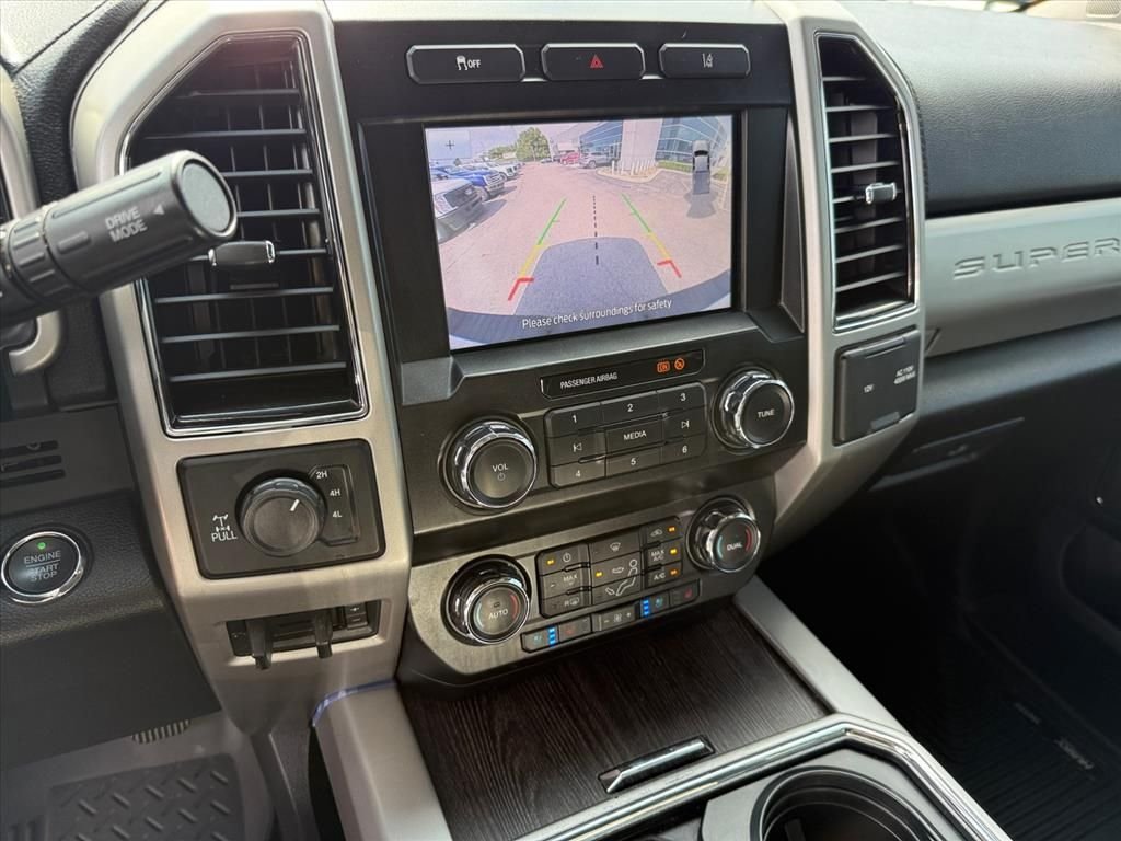 Used 2020 White Ford Lariat image 20