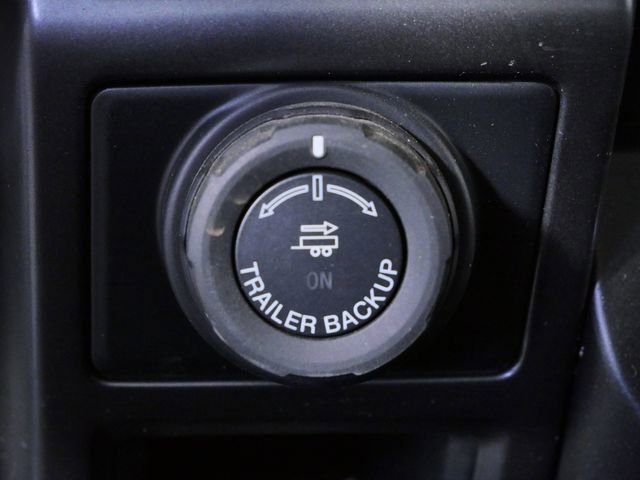Used 2018 Gray Ford XLT image 22