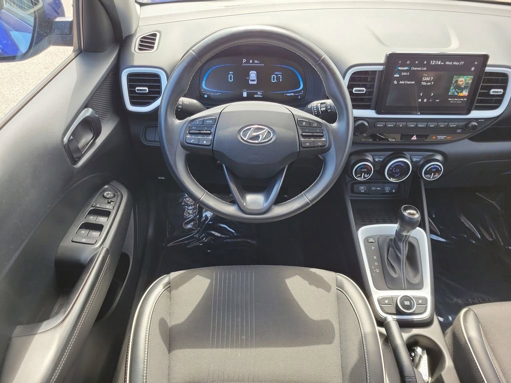 Used 2023 Blue Hyundai Limited image 10
