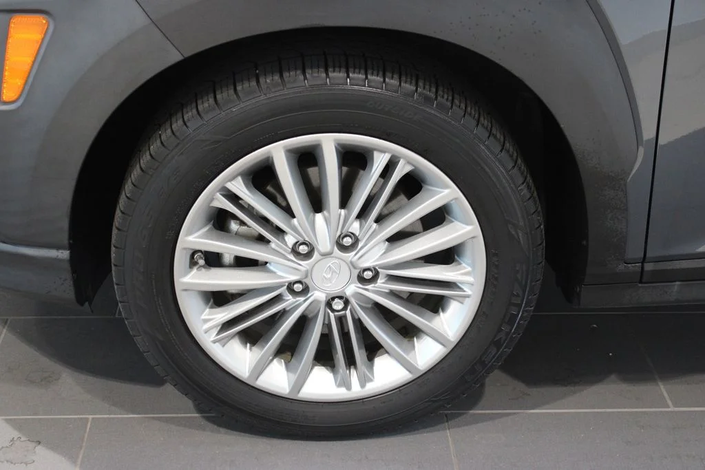 Used 2021 Gray Hyundai SEL image 29