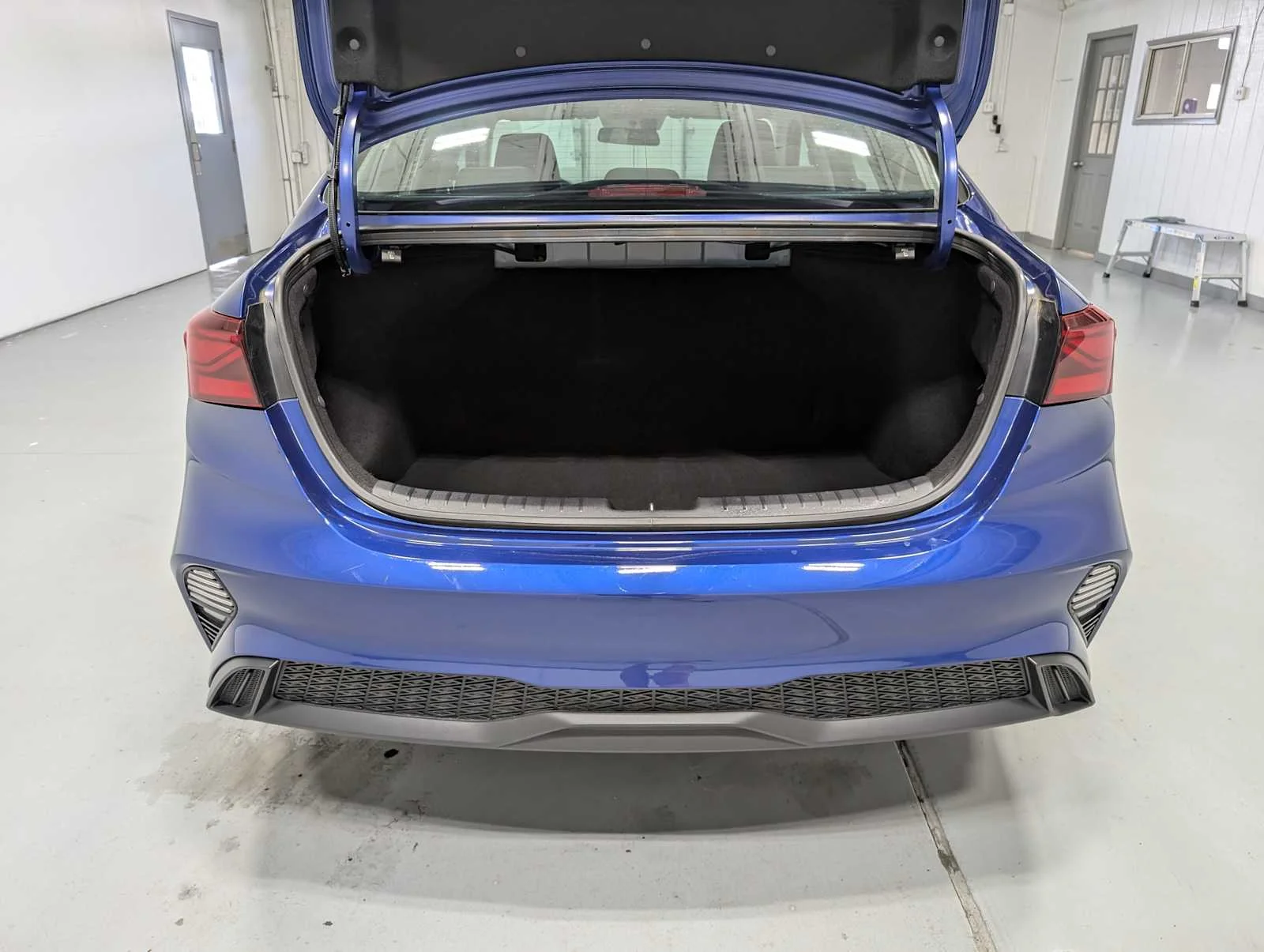Certified Used 2023 Deep Sea Blue Kia LXS image 34