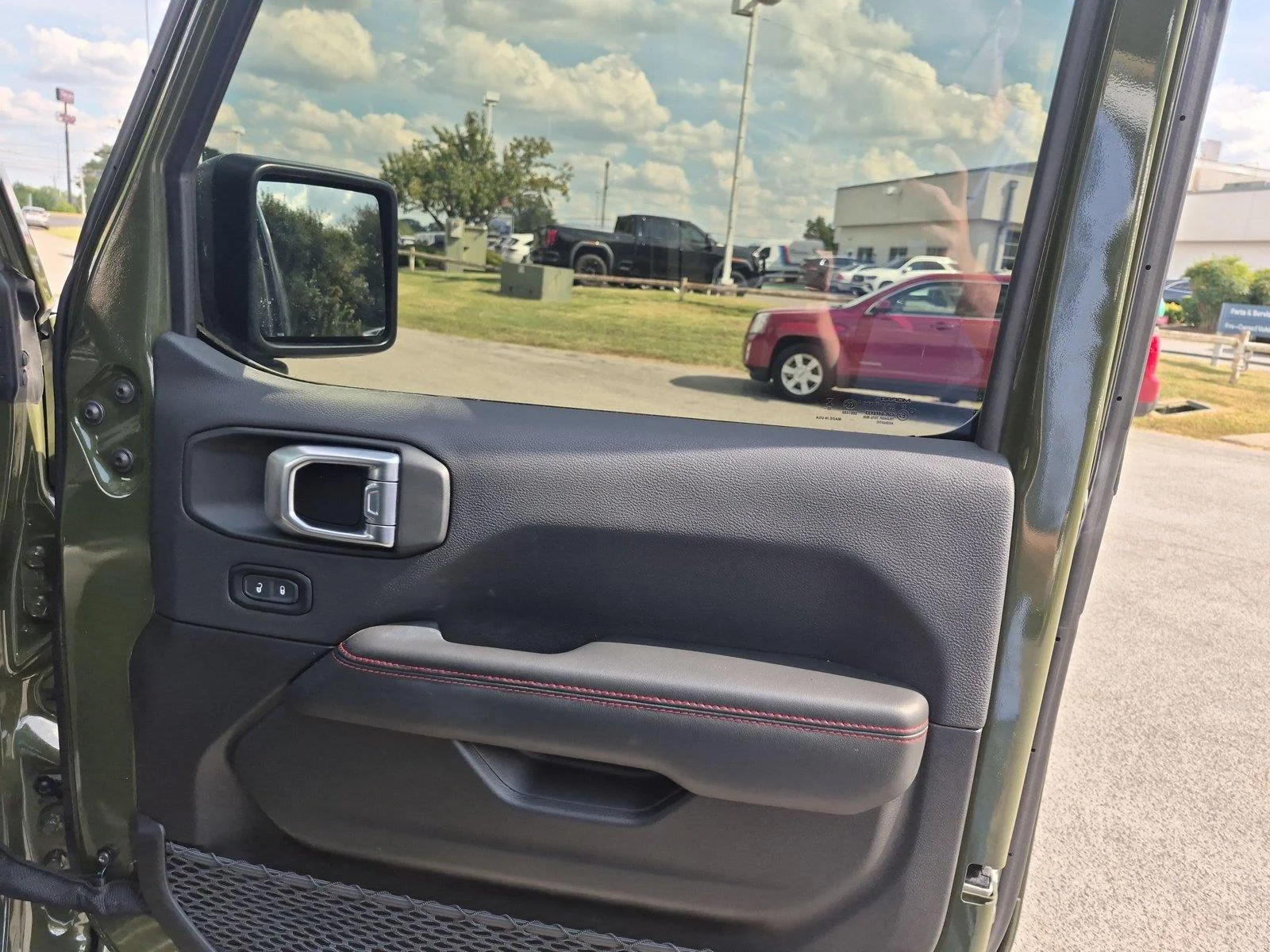 Used 2024 Sarge Green Clearcoat Jeep Rubicon 392 image 30