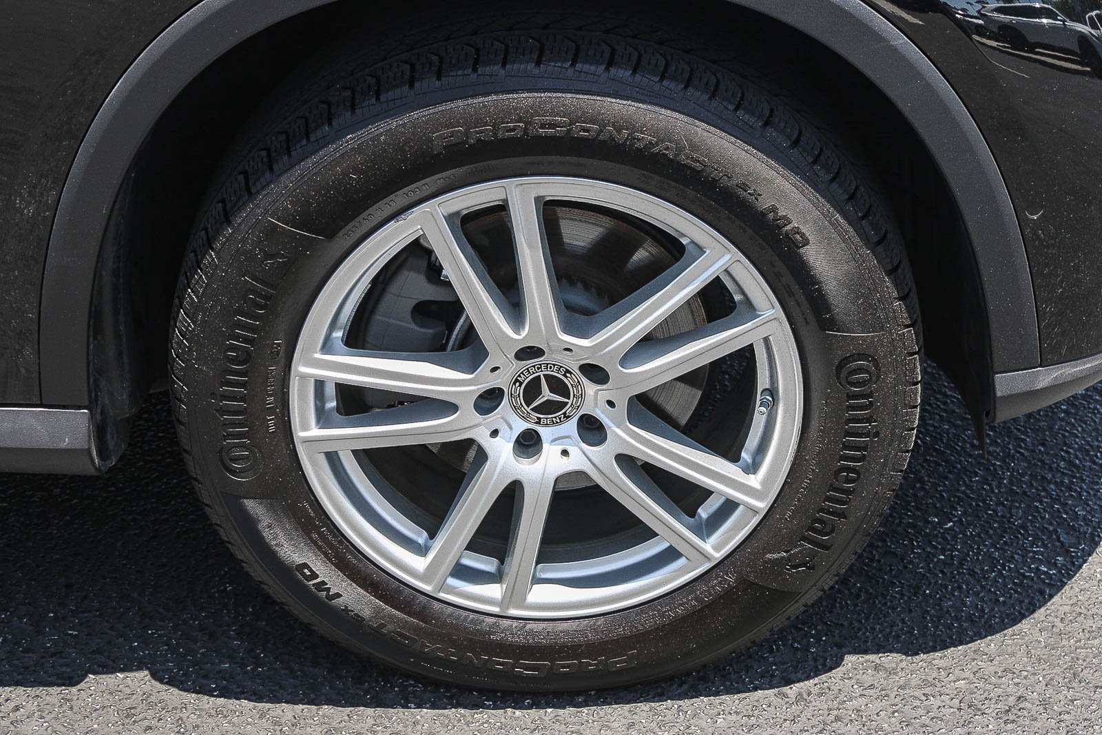 Used 2025  Mercedes-Benz GLC 300 image 10