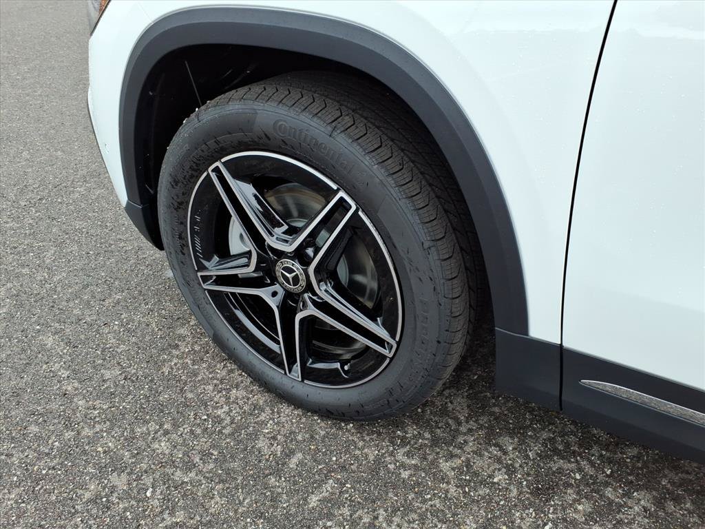 Certified Used 2026 Polar White Mercedes-Benz GLA 250 image 9