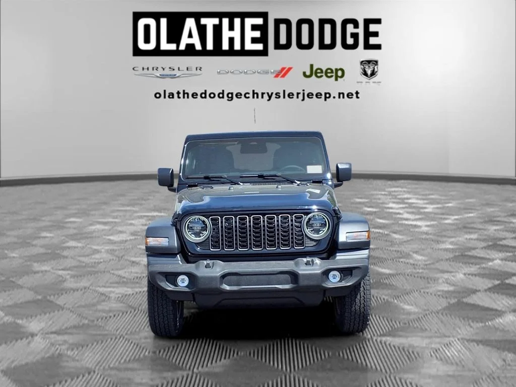 New 2026 Black Clear-Coat Exterior Paint Jeep Sport S image 30