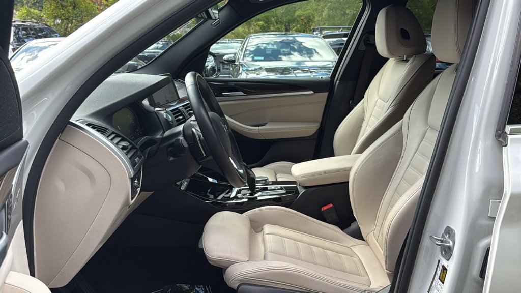 Used 2021 Mineral White Metallic BMW xDrive30i image 10