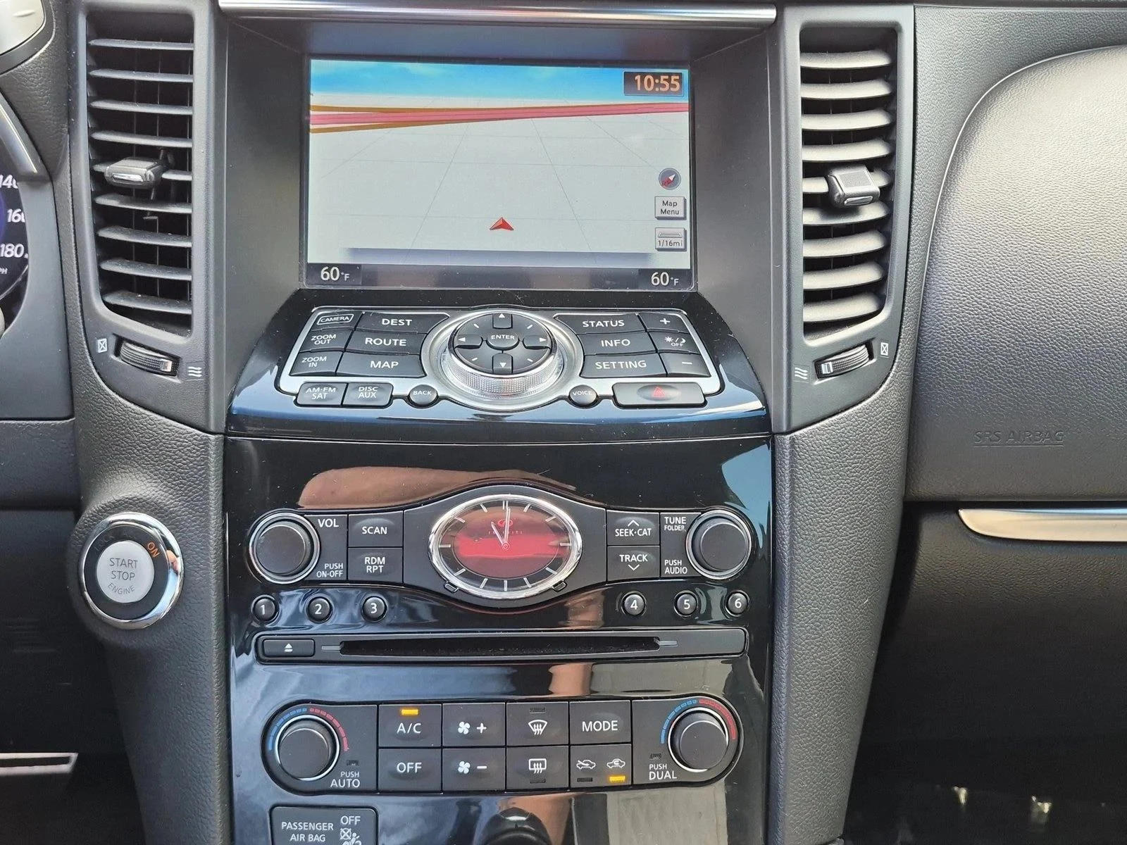 Used 2017 Graphite Shadow INFINITI  image 15