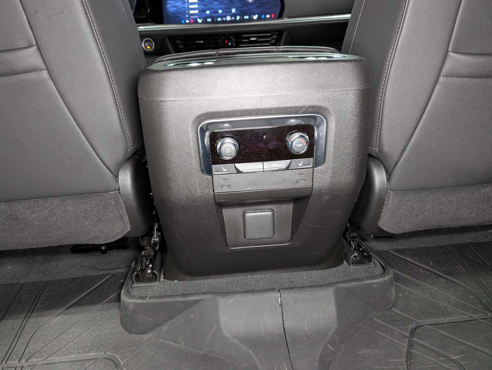 2025 Chevrolet Tahoe Z71 - Photo 23