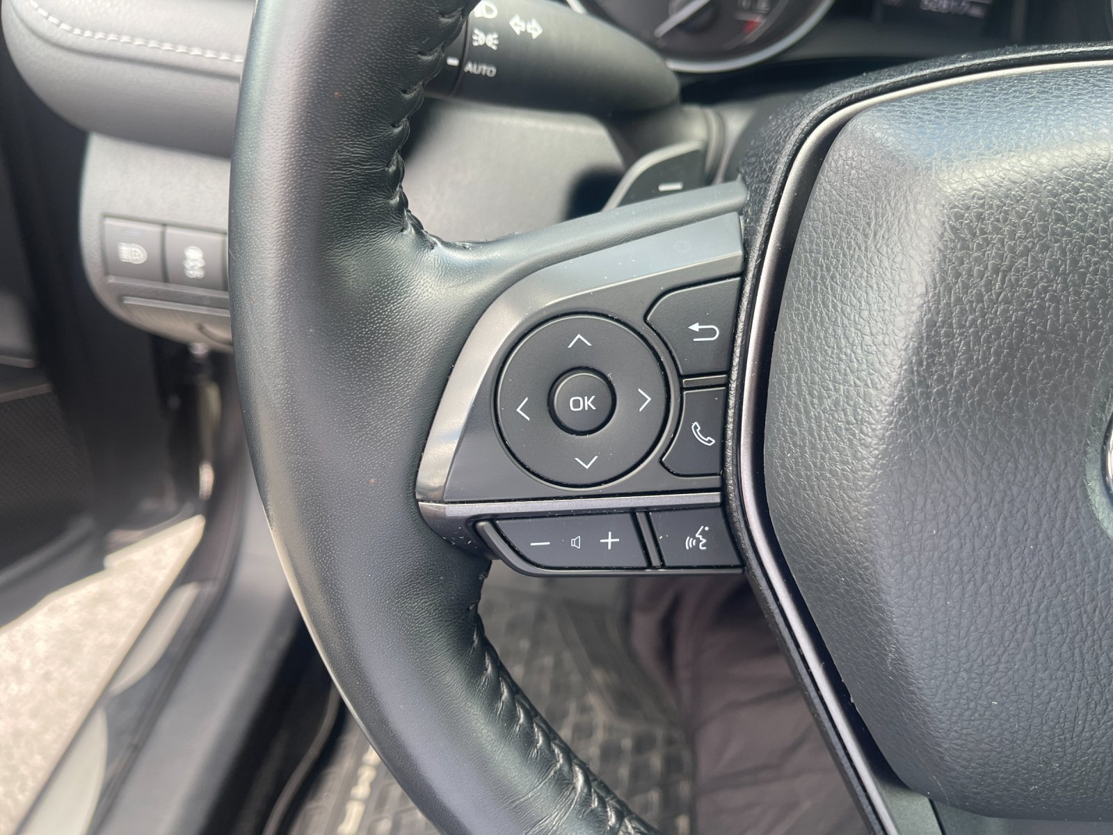 Used 2024 Gray Toyota SE image 27