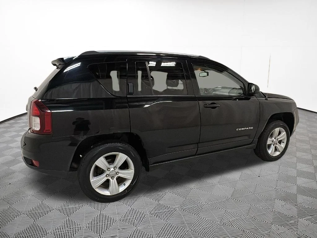 Used 2017 Black Jeep Sport image 9