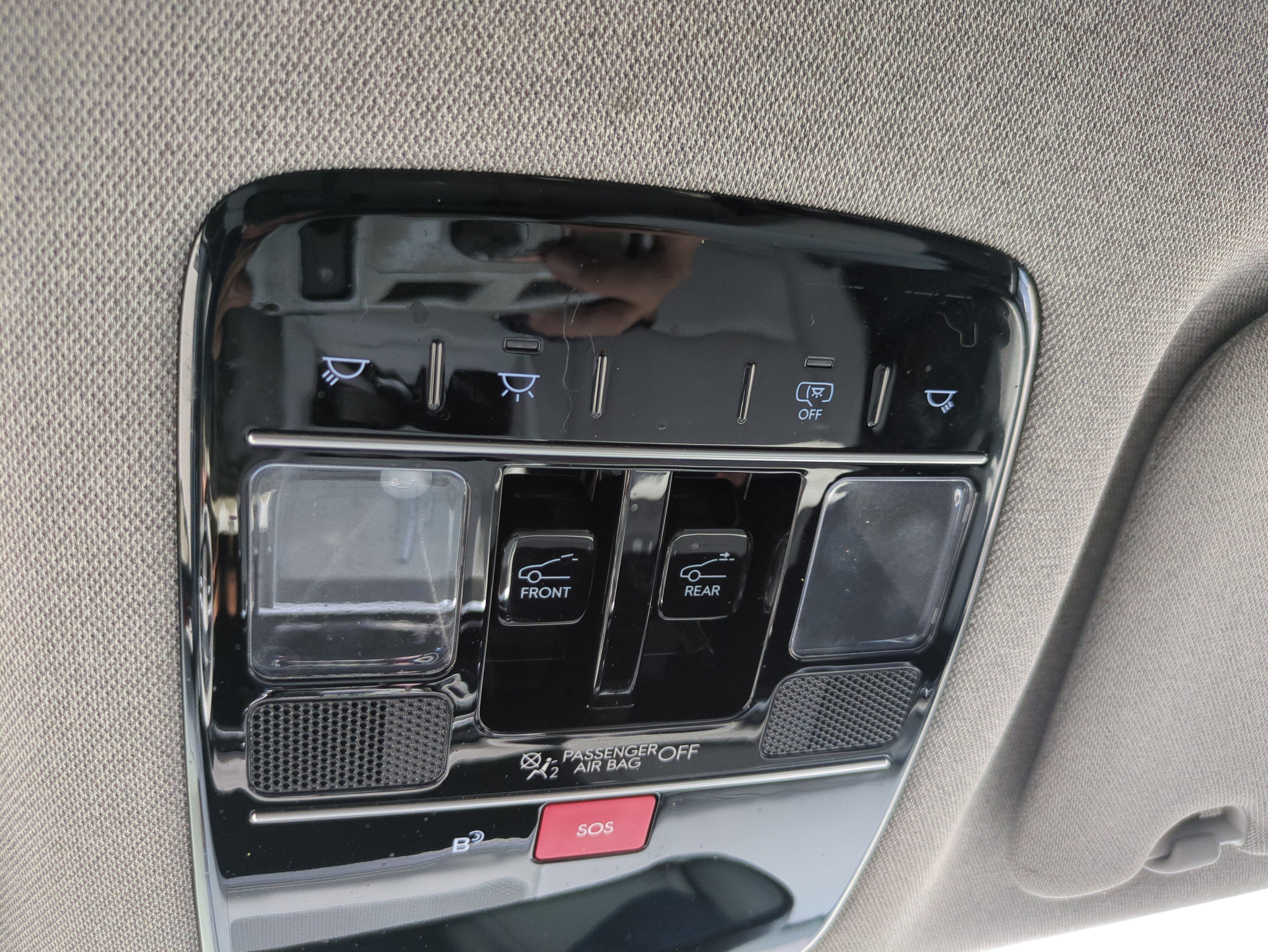Used 2025 Ultimate Red Hyundai Limited image 35