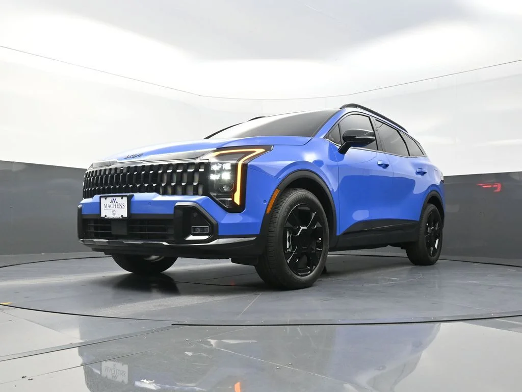 Used 2026 Blue Kia X-Line image 25