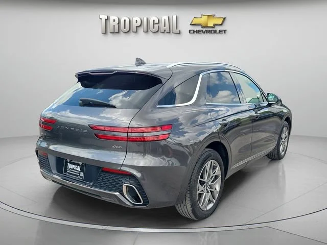 Used 2025 Gray Genesis 2.5T image 3
