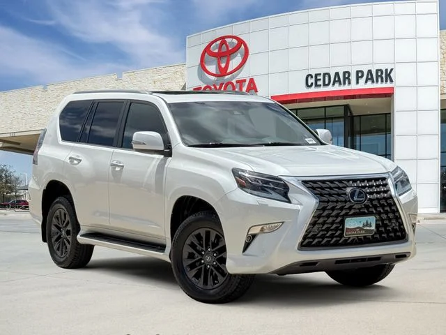 Used 2023 White Lexus 460 image 1