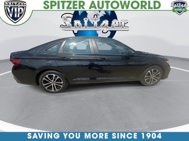 Used 2025 Blue Volkswagen 1.5T Sport image 18