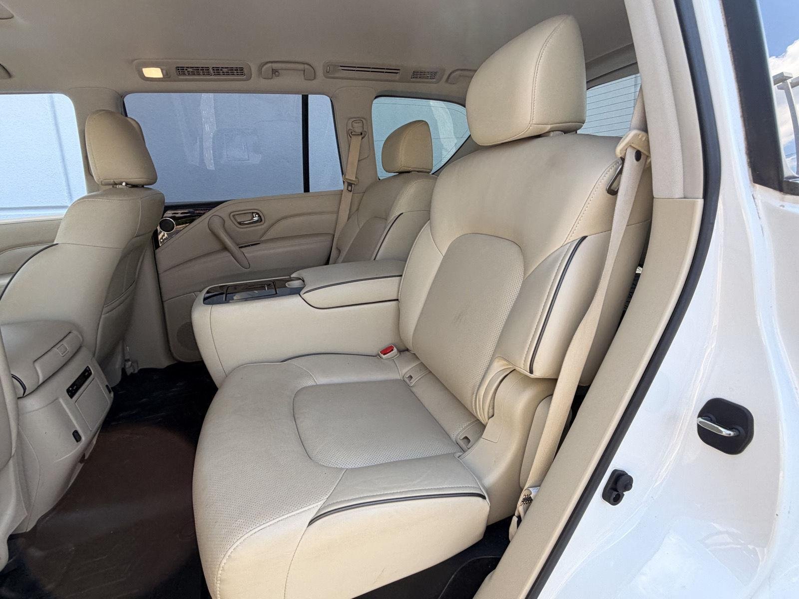 Used 2021 Moonstone White INFINITI LUXE image 8