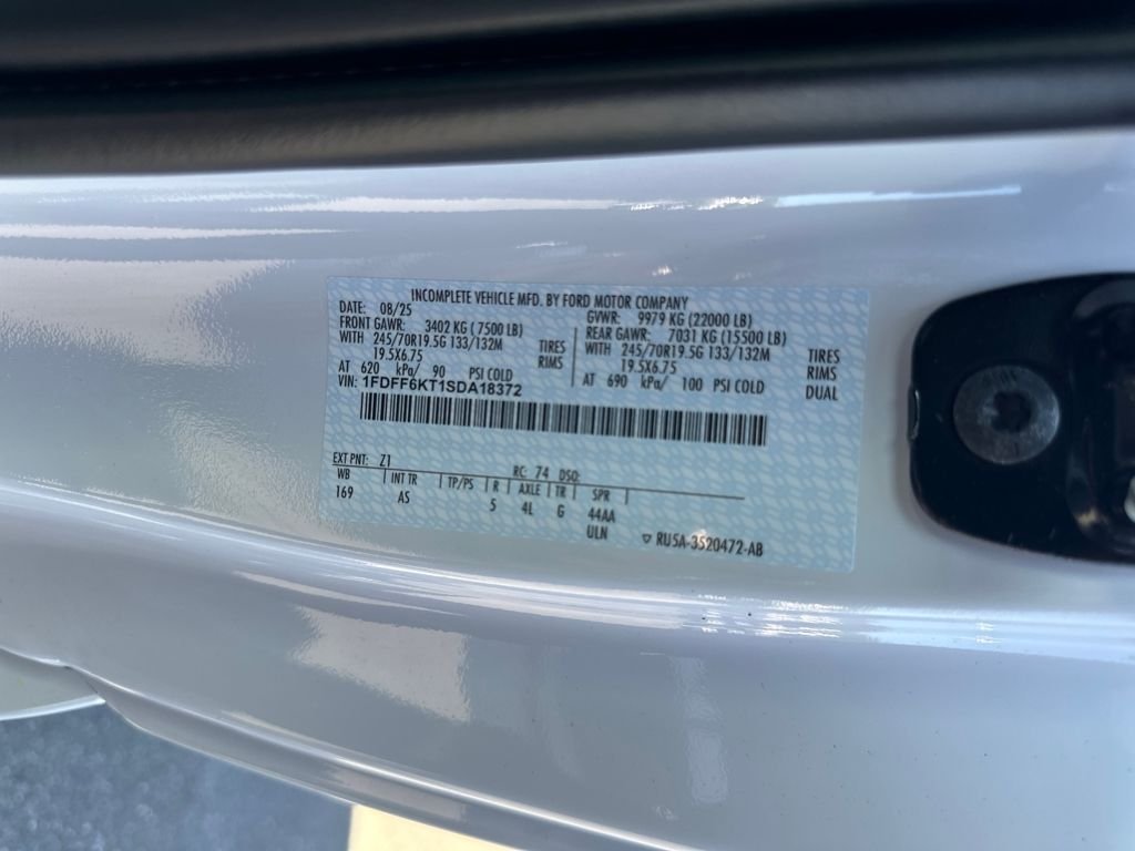 New 2025 Oxford White Ford XL image 40