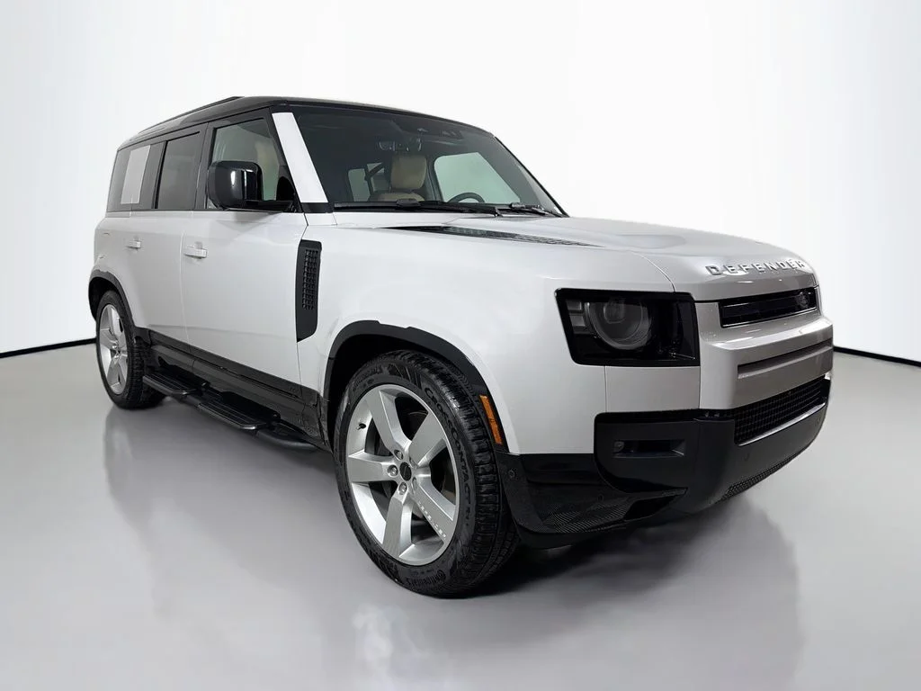 New 2026 Borasco Grey Land Rover X-Dynamic SE image 3