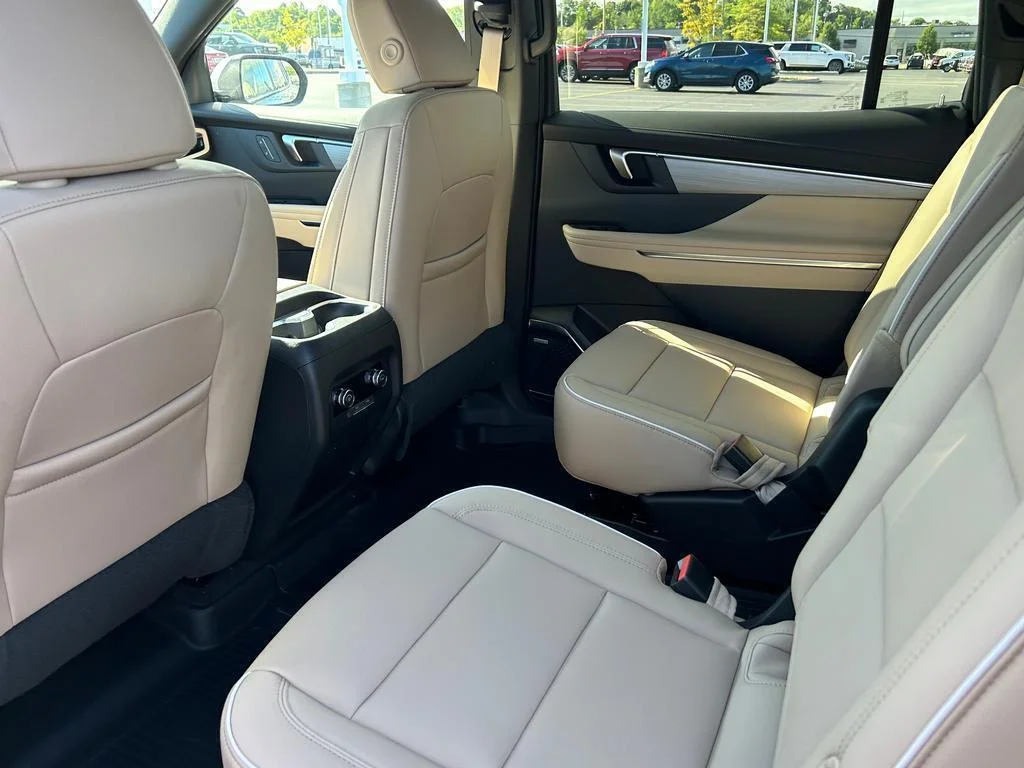 2026 Buick Enclave Preferred - Photo 8