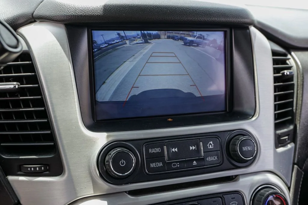 Used 2020 Black GMC SLT image 33