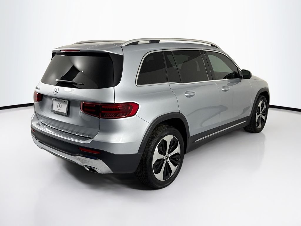 New 2026 Cirrus Silver Metallic Mercedes-Benz GLB 250 image 5